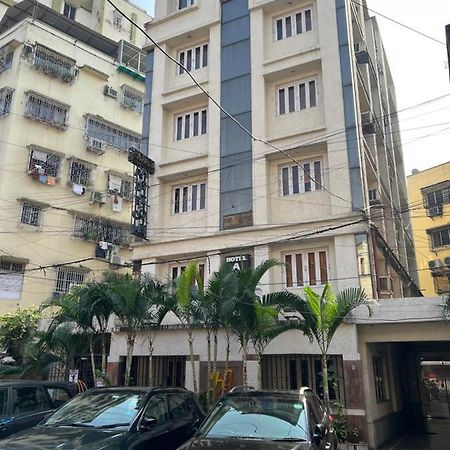 Hotel Aston Kalküta Dış mekan fotoğraf