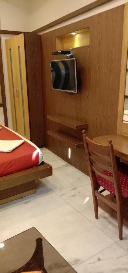 Hotel Aston Kalküta Dış mekan fotoğraf