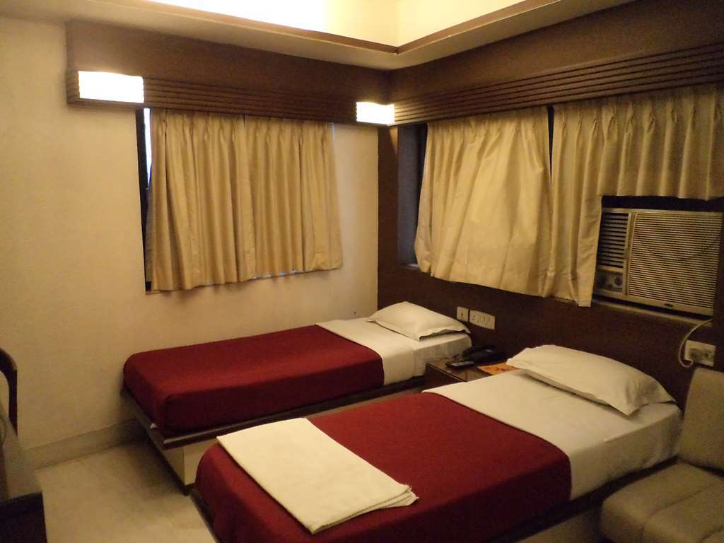 Hotel Aston Kalküta Oda fotoğraf